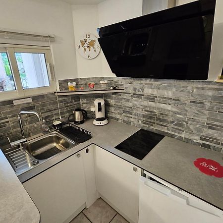 Appartement Dans Ancien Moulin A Huile Renove Grasse Exteriör bild